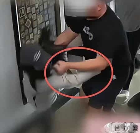 产后55天遭毒打！丈夫持刀拒离，理由太气人