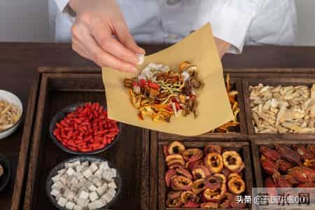 止咳化痰平喘药怎么选？19种常用药，老慢支、慢阻肺不再盲目用药