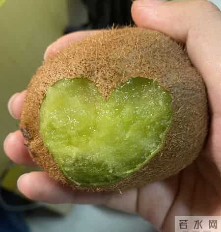 越来越多的人心梗离世！医生再三提醒：少吃芹菜，多吃这几种食物