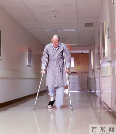 医生发现：经常走路锻炼的癌症患者，过不了几月，身体会有6变化