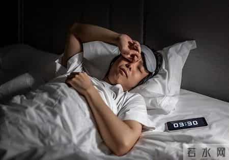 睡觉7小时错了？医生提醒：过了60岁，睡眠要做到这4个细节