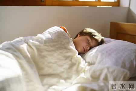 被很多家长忽略的长高真相：不是补得不够，而是这三件事没跟上