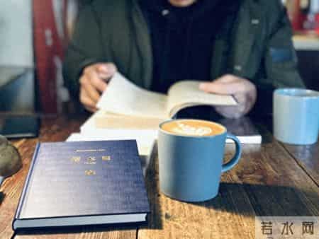 别再追爆款套路了！写自己，普通人也能赚钱