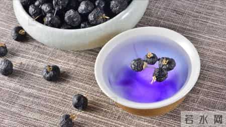 最补肾的一种果子，对眼睛和头发都特别好，建议多吃，安稳过秋冬