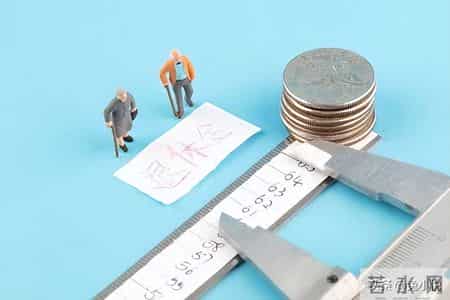 2026退休注意！身份证年龄不算数？25年铁律曝光，早查档案少吃亏