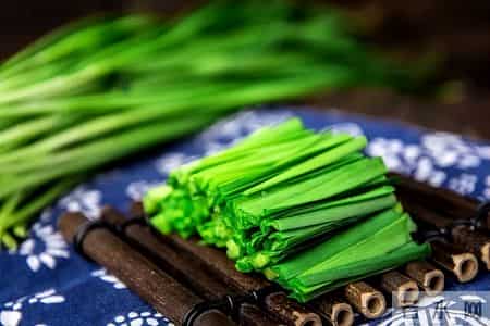 韭菜再次被关注！调查发现：糖尿病常吃韭菜，不过半年或有4好处