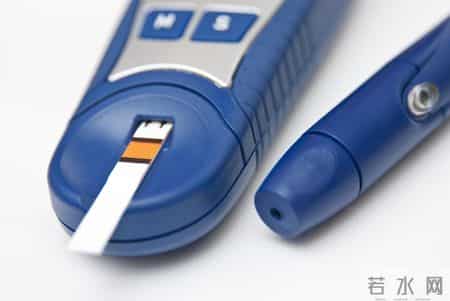 学医后才知道，高血糖最危险的信号，不是头晕眼花，而是这4点