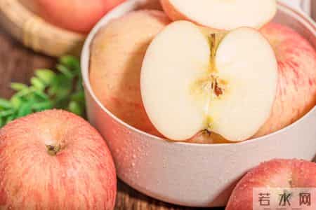 苹果立大功！医生发现：每日吃一个，胰岛素敏感度或提高 25%