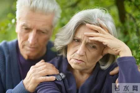 研究发现：阿尔兹海默症早期不是记性差，而是身上6表现，需注意