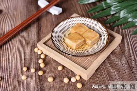 更年期别再不敢碰豆制品！这些食物比豆浆更养人，很多人还不知道