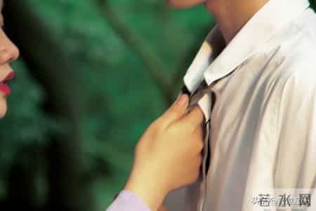 体制内，只要乱搞男女关系，作风和廉洁上一定有问题，一查一个准