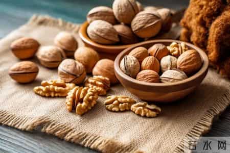 年过60不能吃核桃？医生提醒：不想抬进医院，这4种坚果最好少吃