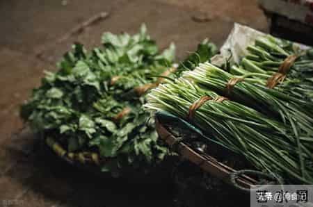 冬季买菜时，这4种蔬菜可能含有甲醛，建议少吃
