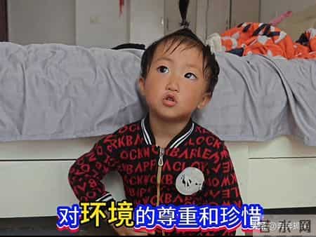 小满儿捡瓶子不嫌脏，原因不光是爱护环境，还可以实现财务自由！