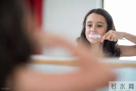 你有睡前吃苹果的习惯吗？调查发现：睡前吃苹果，4个好处很明显