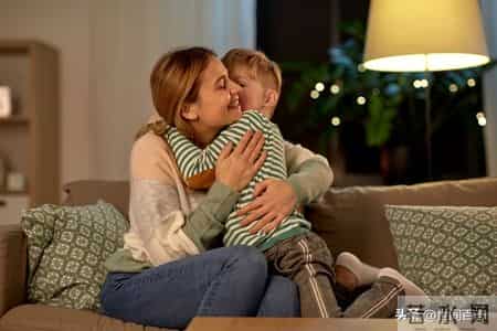 孩子越哄越优秀！牢记这6个关键词，把孩子的情绪价值直接拉满