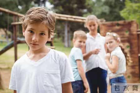 孩子为什么会变成“小舔狗”？答案可能让很多家长不舒服