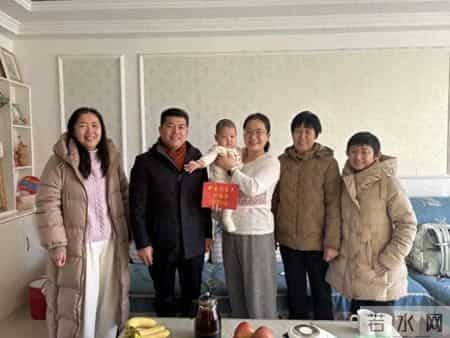 滨州大尚社区开展“生育补贴添助力 二孩三孩享温情”暖心活动