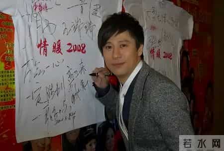 那个连登14次春晚的歌坛巨星，如今家产被拍卖住进"养老院"？