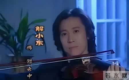 那个连登14次春晚的歌坛巨星，如今家产被拍卖住进"养老院"？