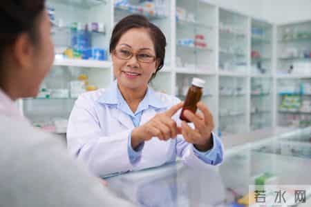 钙片再次成为关注中心！医生发现：吃钙片后，千万多留意这4点！