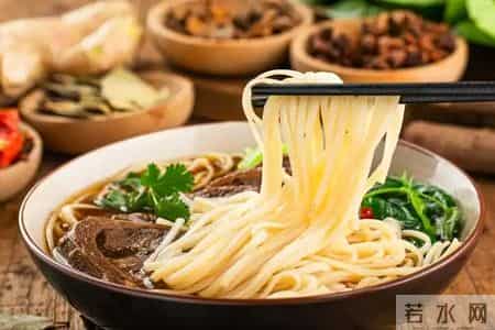 再这样吃饭，胰腺就废了！提醒：吃饭不注意5点，是在给胰腺上刑