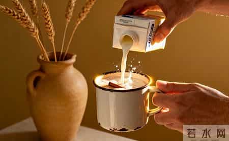 牛奶再次被关注！医生发现：高血脂人常喝牛奶，或出现这些变化