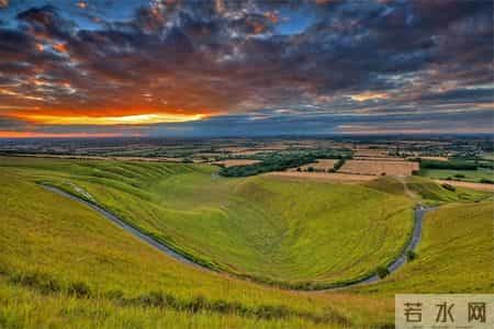 人老了，还能闷声发大财的人，早已舍去这3样东西