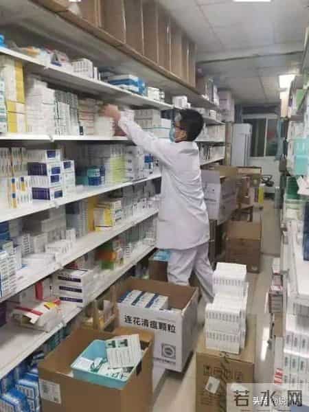 中国打破外国高价药垄断！难怪以前贵的药变便宜，百姓有多少好处