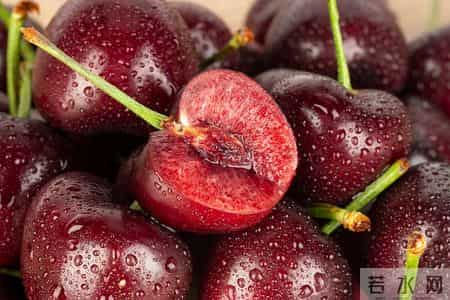 车厘子再引热议！医生：糖尿病患者吃它，务必多重视这 3 点