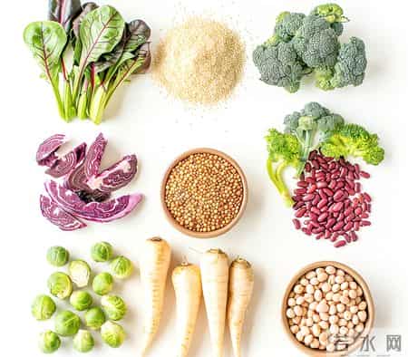 肠癌或和散步有关？医生告诫：若不想肠癌发生，请格外注意3件事