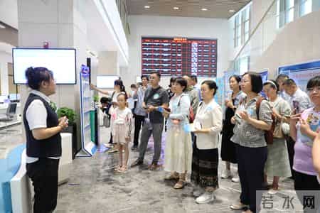 “十四五”以来，济南累计建成医保工作站383家、医保工作点6476家