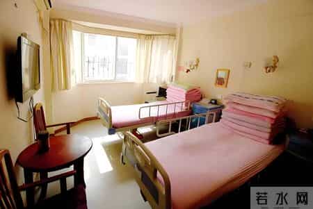 437步到餐厅！养老院设计反人性，老人刚需被硬件升级忽略