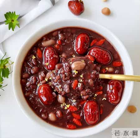 生完孩子老十岁？5道“月子级”养颜餐，温和滋补，补回气血