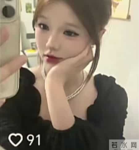 模仿“印度奶茶”后续！涉事霸王茶姬女员工被开除，长的很漂亮