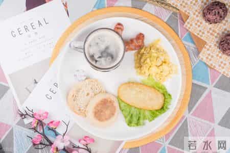 起床后做好这4件事，你的心脏会感谢你～