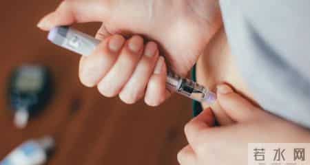 医生忠告：长期注射胰岛素，或许会给身体带来这2个危害