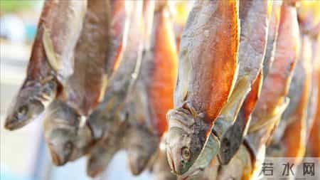 糖尿病最该戒掉的6种食物！经常吃会慢慢“拖垮血糖”，别不在意