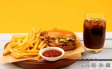 德国分析多位胰腺癌患者，惊讶发现：患胰腺癌的人，有5大恶习