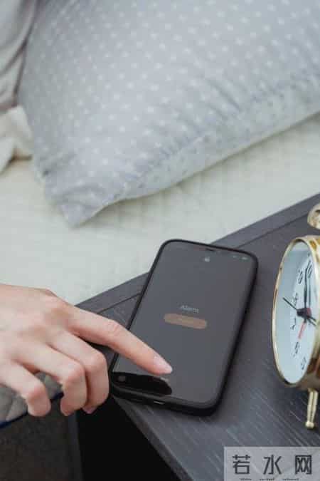 沉迷于手机的孩子，还有救吗？