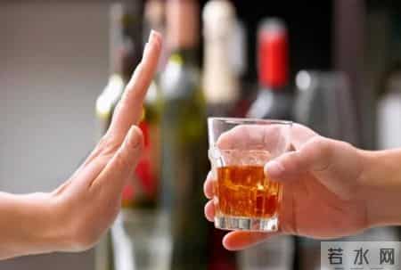 医生告诫：最伤害血管的行为，不是饮食！而是频繁的去做这4件事