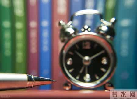 35岁男士确诊肾癌，提醒父母：冰箱久放的4种食物，及时扔掉