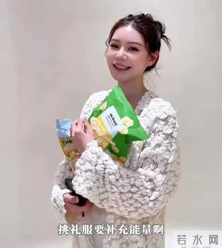 马筱梅晒孕肚照，豪华儿童房曝光，颜色说明一切，和小玥儿有缘分