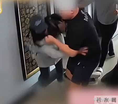 女子产后被丈夫家暴后续：特殊原因曝光，丈夫拒绝离婚，妇联介入