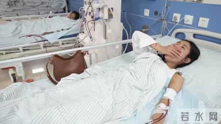 医生劝告：跟尿毒症病人一起吃饭，一定注意2件事，千万别忽视！