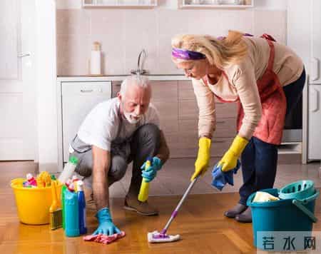 医生反复提醒：一旦患上慢阻肺，宁愿睡到中午，也别随便做这4事