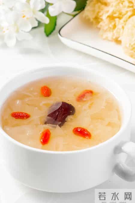 冬天要给孩子滋阴，虚火没了、五脏润了，孩子少生病，个子也猛长