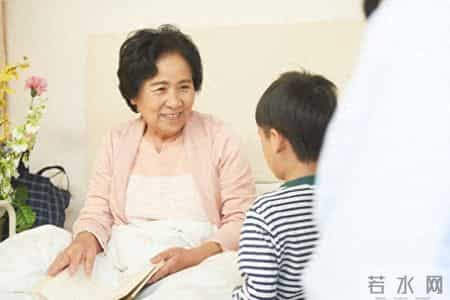 隔辈亲别变成 隔辈仇！老年带孙 3 个底线，既享天伦，又不惹子女嫌