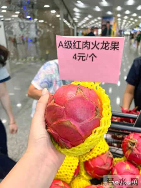 月薪3000也能轻松消费！地铁超市10元3个鲜面包，主打新鲜又便宜