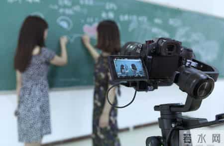 没资源也能月入过万？99%的人忽略的副业思路，普通人必看！